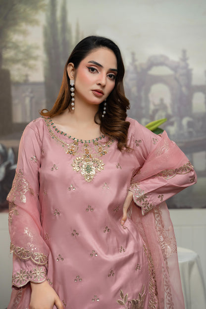 TEA ROSE PINK